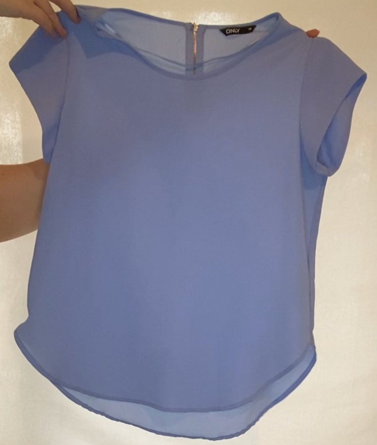 Blue Shirt with Silver Zip Details - Getting Thrifty